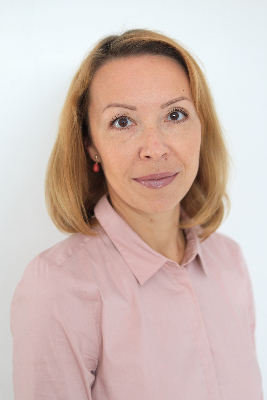 Vlada Pires Correia